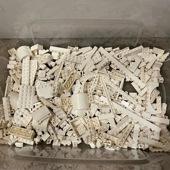 LEGO Small And Medium White Accessories , Spare Parts And Brick Pieces.1lbs - Picture 4 of 10